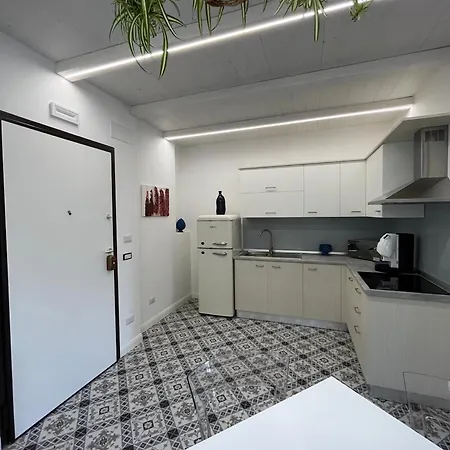 Penelope Apartment *