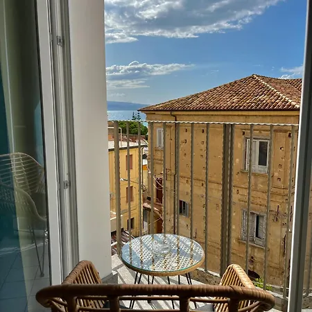 Penelope Apartment