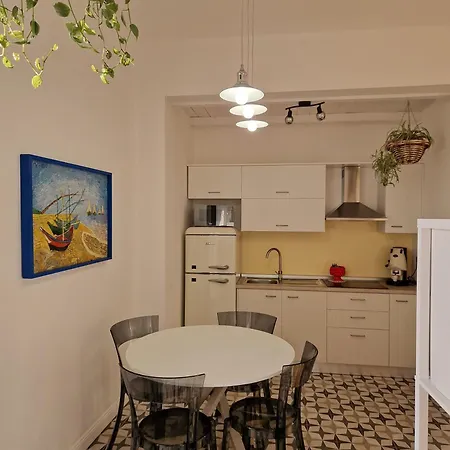 Penelope Apartment